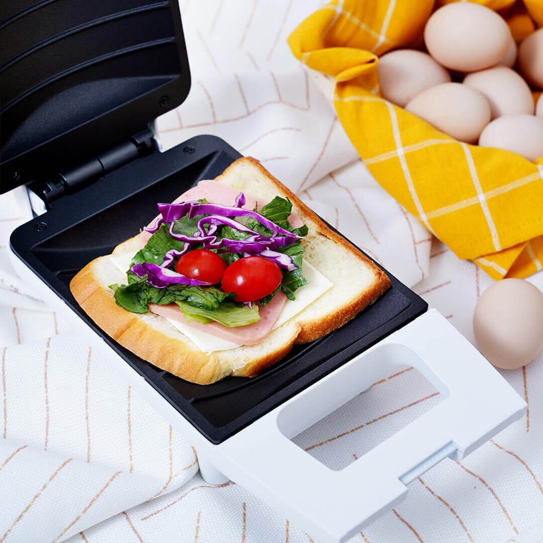 Máy làm bánh Sanwich mini Pinlo PL-S042W1H