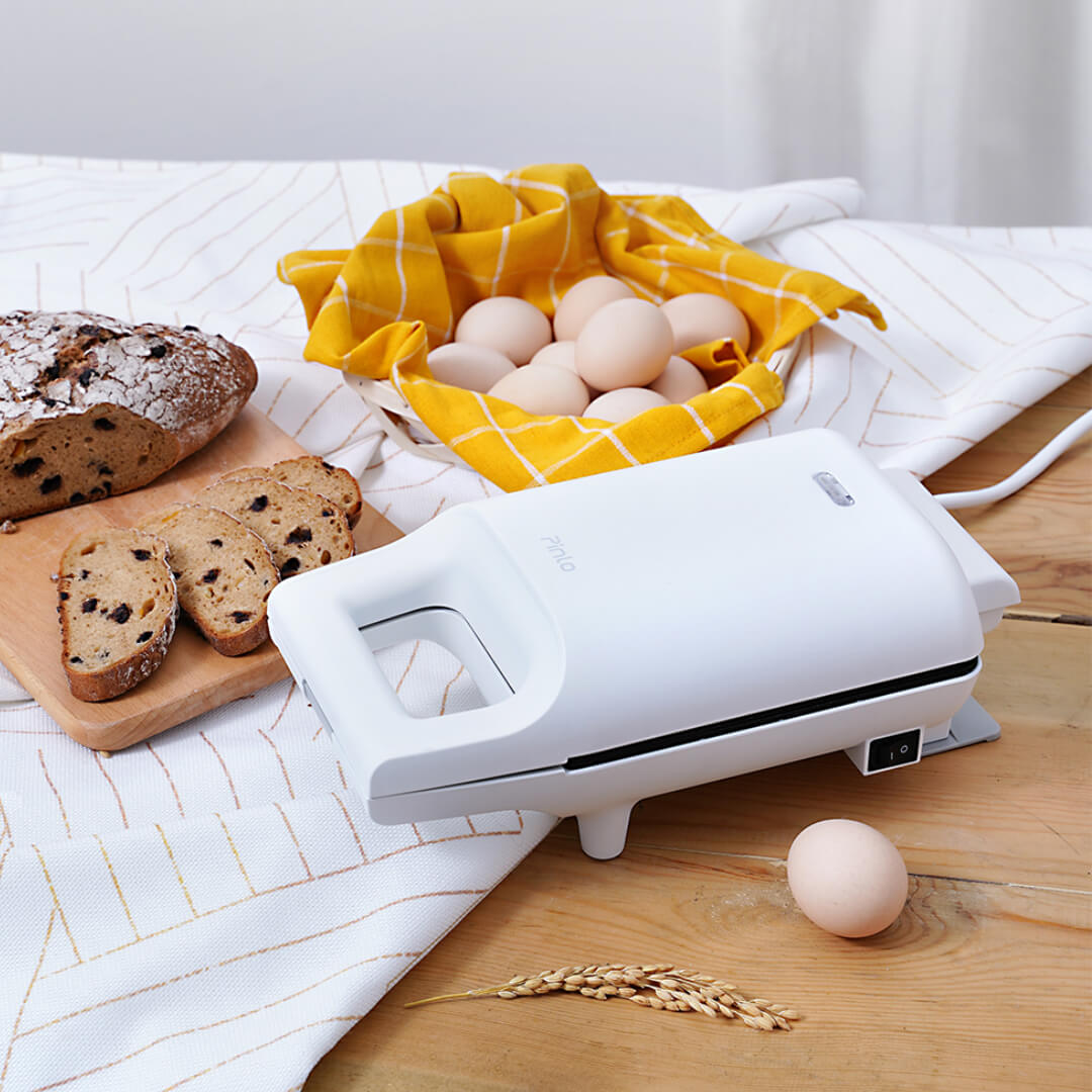 Máy làm bánh Sanwich mini Pinlo PL-S042W1H